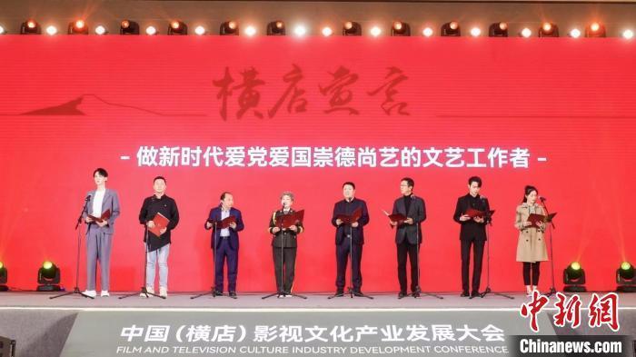 野生动物纷纷登场,成为各地文旅内卷的宣传工具,该不该?|观点争鸣